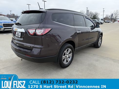 Used 2016 Chevrolet Traverse LT image 7