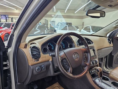 Used 2016 Buick Enclave Leather image 19