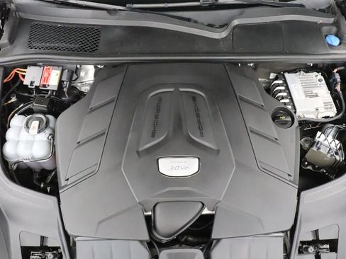 Used 2019 Porsche Cayenne AWD/4WD image 13