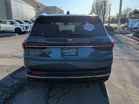 Certified 2025 Buick Enclave Preferred image 7