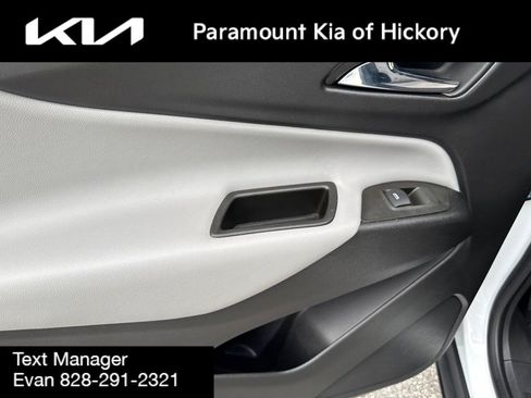 Used 2023 Chevrolet Equinox LT FWD image 12