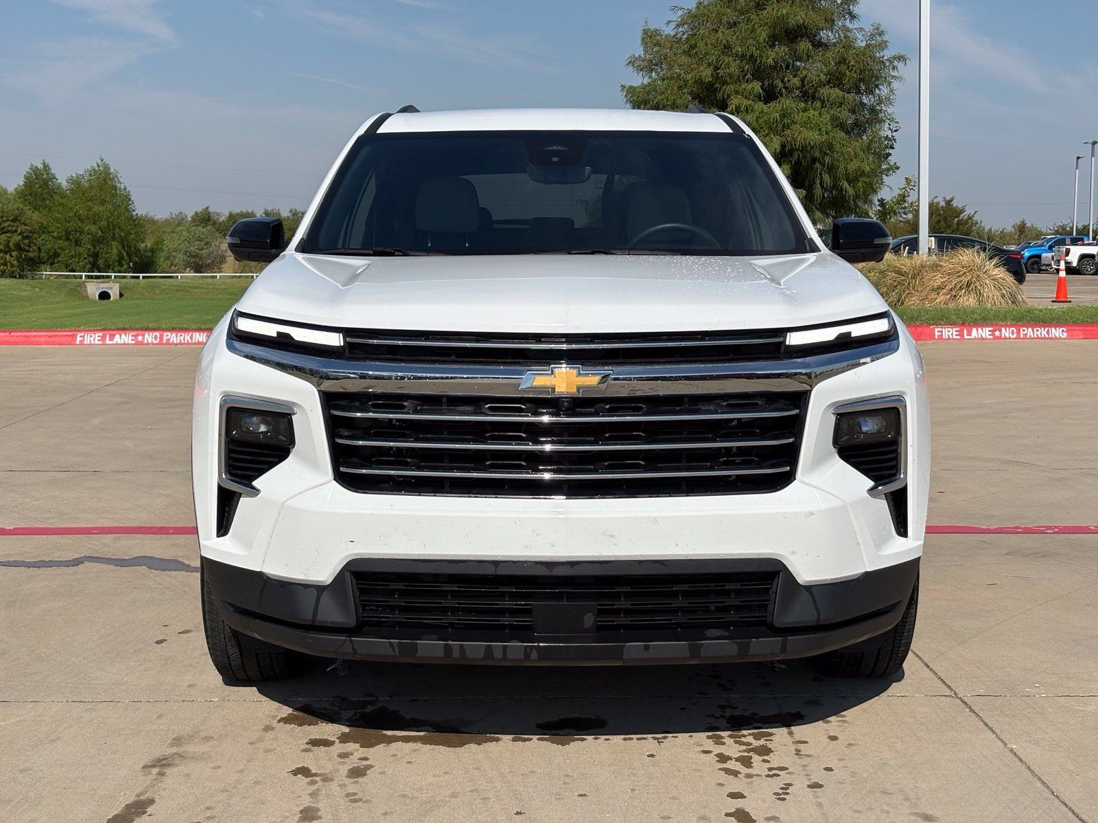 Used 2026 Chevrolet Traverse LT w/ Driver Confidence Package FWD image 2