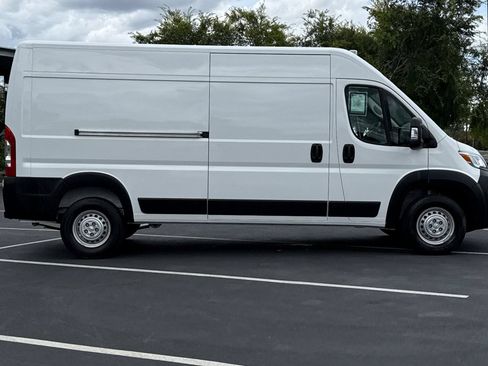 Used 2026 RAM ProMaster 2500 w/ Convenience Group FWD image 7