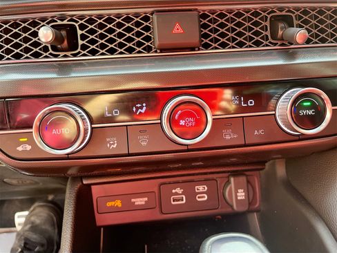 Used 2024 Acura Integra A-Spec image 15