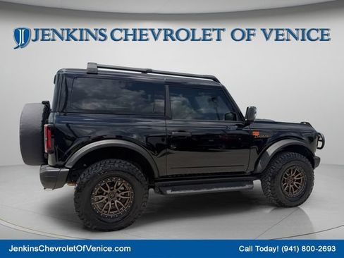 Used 2025 Ford Bronco Badlands AWD/4WD image 4