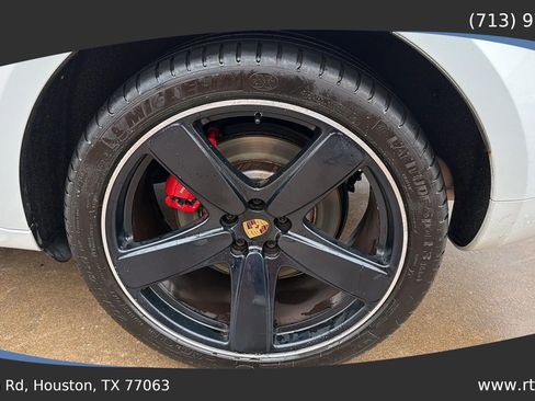 Used 2015 Porsche Macan Turbo AWD/4WD image 15