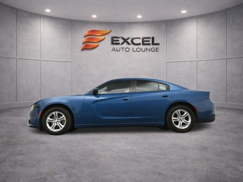 Used 2023 Dodge Charger SXT RWD image 38