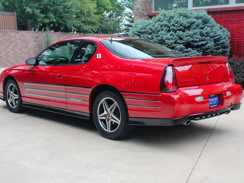 Used 2004 Chevrolet Monte Carlo SS w/ Dale Earnhardt Jr. Package FWD image 3