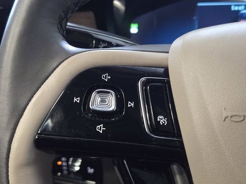 Used 2023 Lincoln Corsair Grand Touring w/ Equipment Group 301A image 31