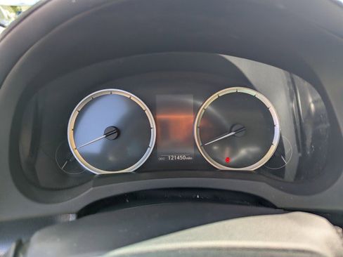 Used 2014 Lexus IS 250 w/ Navigation Package RWD image 15