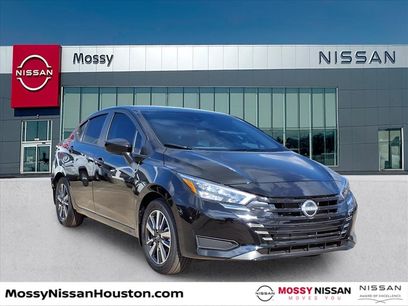 New 2025 Nissan Versa SV w/ Trunk Package