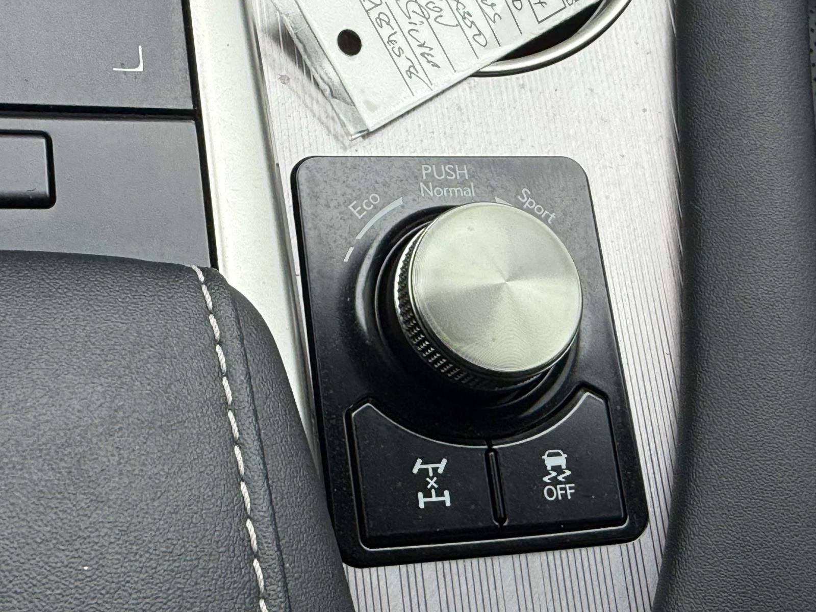 Used 2020 Lexus RX 350 F Sport w/ Accessory Package AWD/4WD image 23
