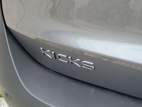 New 2026 Nissan Kicks SR FWD image 11