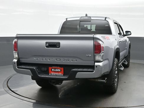 Used 2020 Toyota Tacoma TRD Off-Road w/ Technology Package AWD/4WD image 5