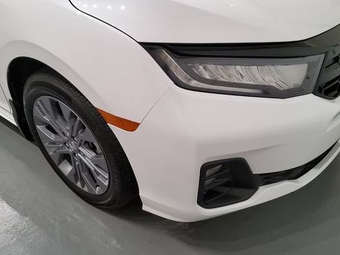 Used 2025 Honda Odyssey Touring image 10