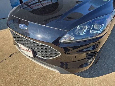 Used 2022 Ford Escape SE w/ Convenience Package FWD image 17