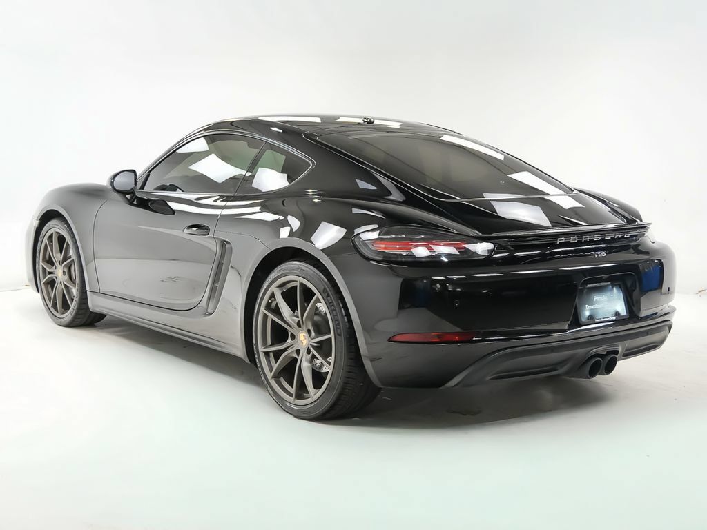 Used 2018 Porsche 718 Cayman RWD image 3