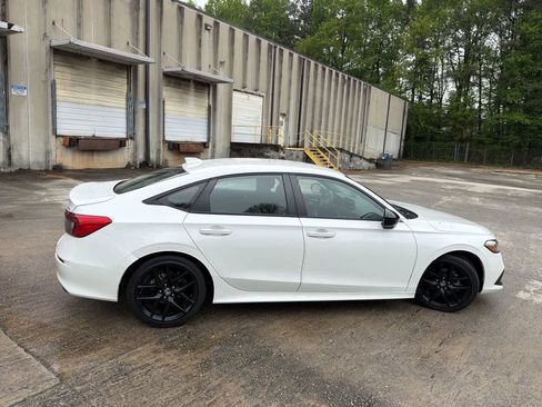 Used 2023 Honda Civic Sport image 11