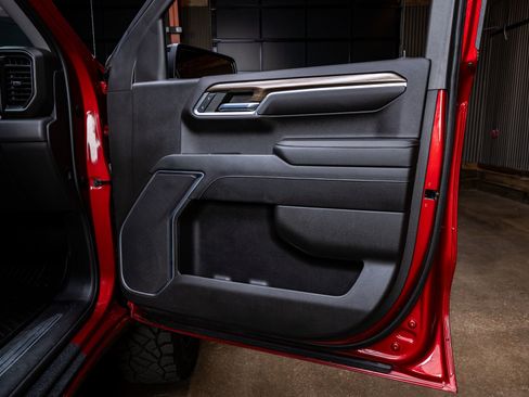 Used 2022 Chevrolet Silverado 1500 RST image 34