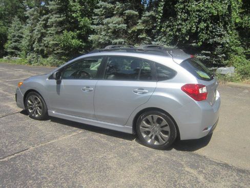 Used 2014 Subaru Impreza 2.0i Sport Limited w/ Popular Package #1 AWD/4WD image 4