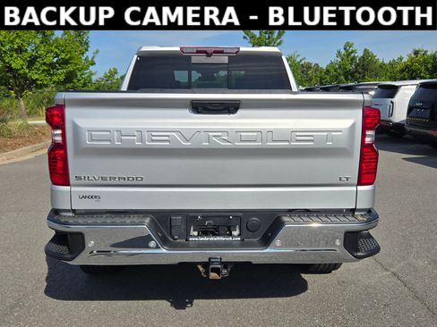 Used 2022 Chevrolet Silverado 1500 LT w/ Safety Package AWD/4WD image 6