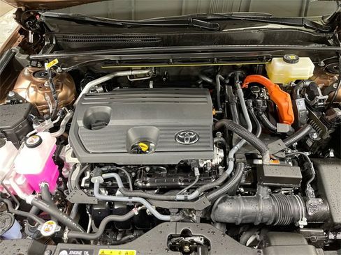 Used 2025 Toyota Crown Signia Limited image 26