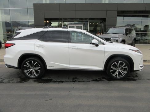 Used 2021 Lexus RX 450hL AWD w/ Premium Package image 11