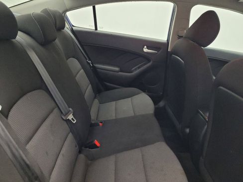 Used 2017 Kia Forte LX FWD image 19