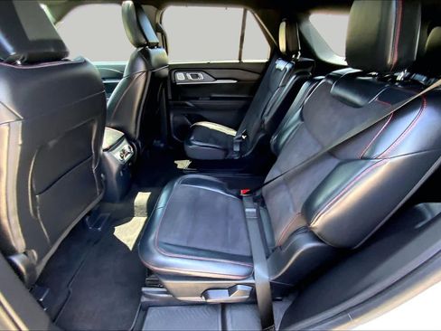 Used 2025 Ford Explorer ST AWD/4WD image 20