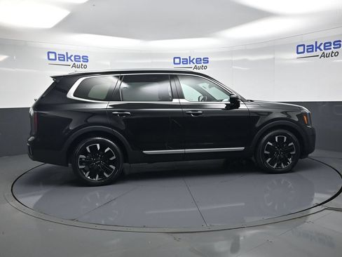 Certified 2025 Kia Telluride SX Prestige AWD/4WD image 9