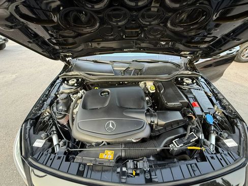Used 2019 Mercedes-Benz GLA 250 4MATIC image 31