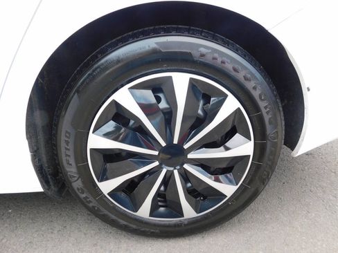 Used 2024 Nissan Sentra S FWD image 23
