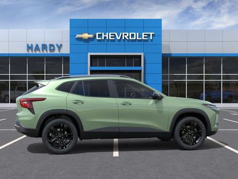 New 2026 Chevrolet Trax ACTIV w/ Driver Confidence Package FWD image 5