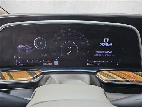 Used 2023 Cadillac Escalade Premium Luxury Platinum image 20