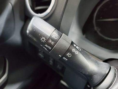 Used 2018 Toyota Tundra SR5 w/ TRD Off Road Package image 15