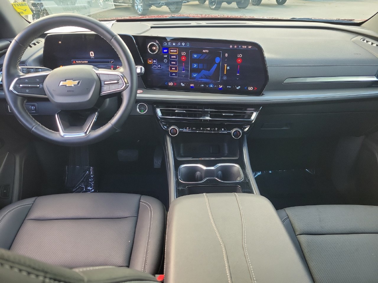 Certified 2026 Chevrolet Traverse LT FWD image 12