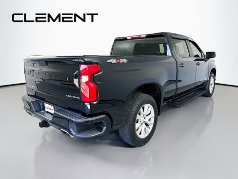 Used 2020 Chevrolet Silverado 1500 Custom w/ Custom Value Package image 7