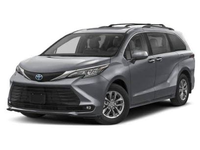 Used 2026 Toyota Sienna XLE
