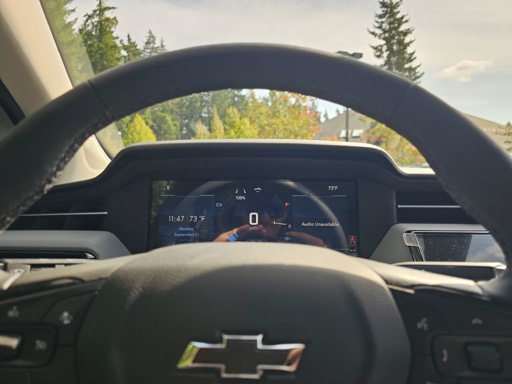 New 2027 Chevrolet Bolt LT w/ Dual Panel Sunroof Package FWD image 27