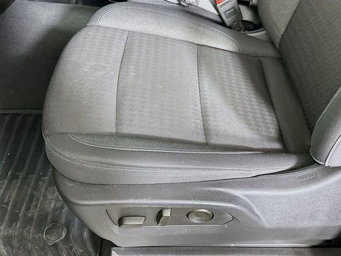 Used 2025 Chevrolet Silverado 1500 LT image 19