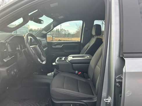 Used 2024 Chevrolet Silverado 1500 RST image 37