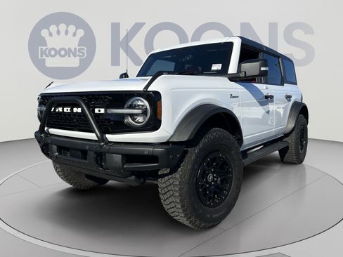 Used 2023 Ford Bronco Wildtrak AWD/4WD image 1