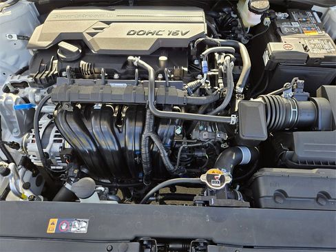 New 2025 Kia K4 LXS image 20