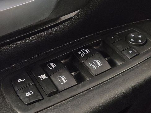 Used 2019 RAM 1500 Tradesman image 27