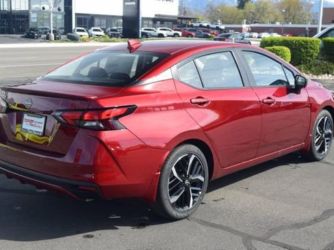 New 2025 Nissan Versa SR FWD image 7