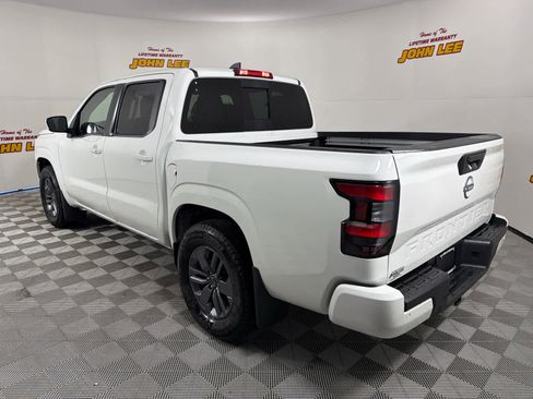 New 2025 Nissan Frontier SV w/ SV Convenience Package image 3