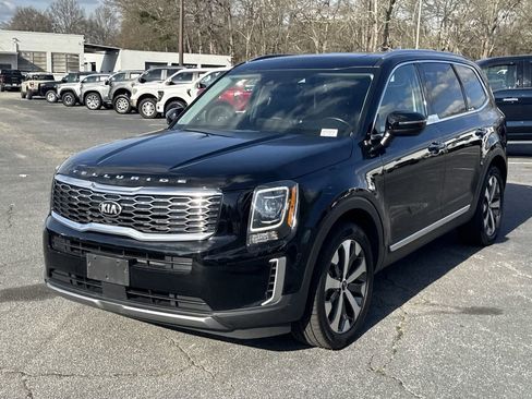 Used 2021 Kia Telluride S image 3