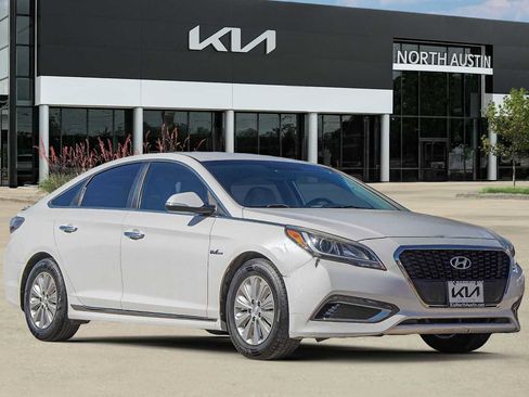 Used 2017 Hyundai Sonata SE image 8