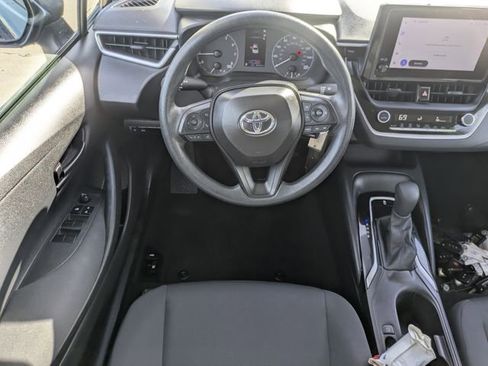 Used 2024 Toyota Corolla LE image 12