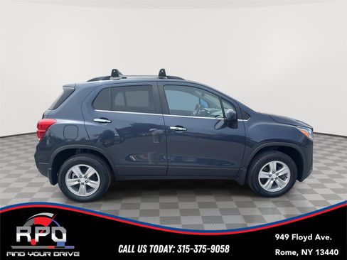 Used 2019 Chevrolet Trax LT w/ Driver Confidence Package AWD/4WD image 6
